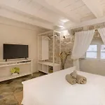 Luxury Lina - Ii *