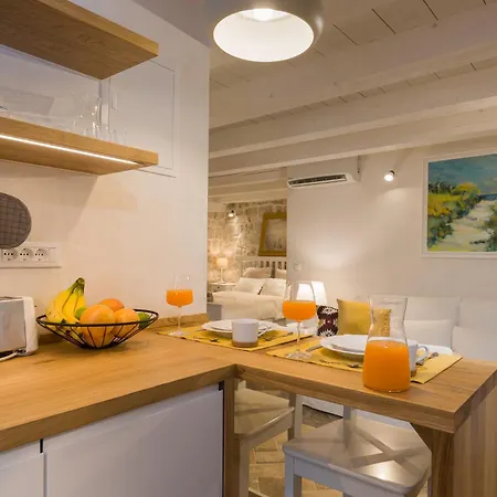 Luxury Lina - Ii Apartment